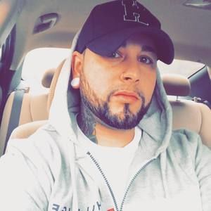 Meet your Posher, Dustin